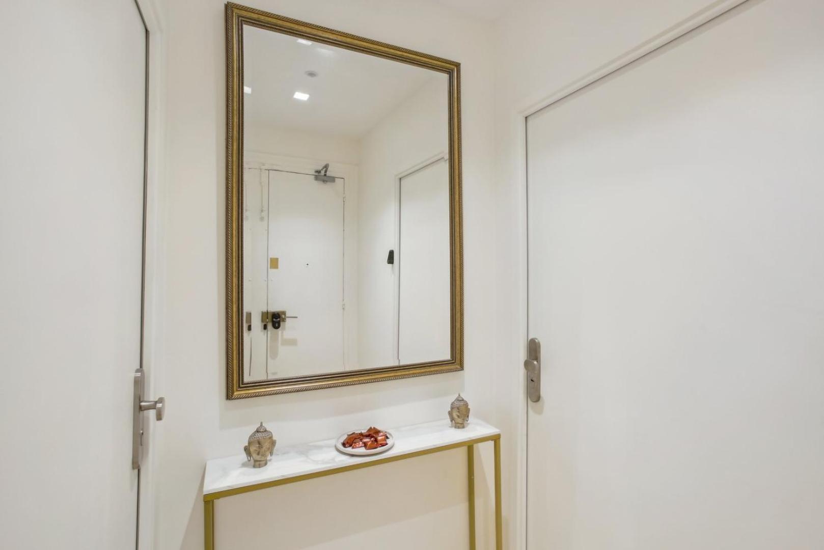 270 Suite Haute - Superb Apartment In Paris. Bagian luar foto